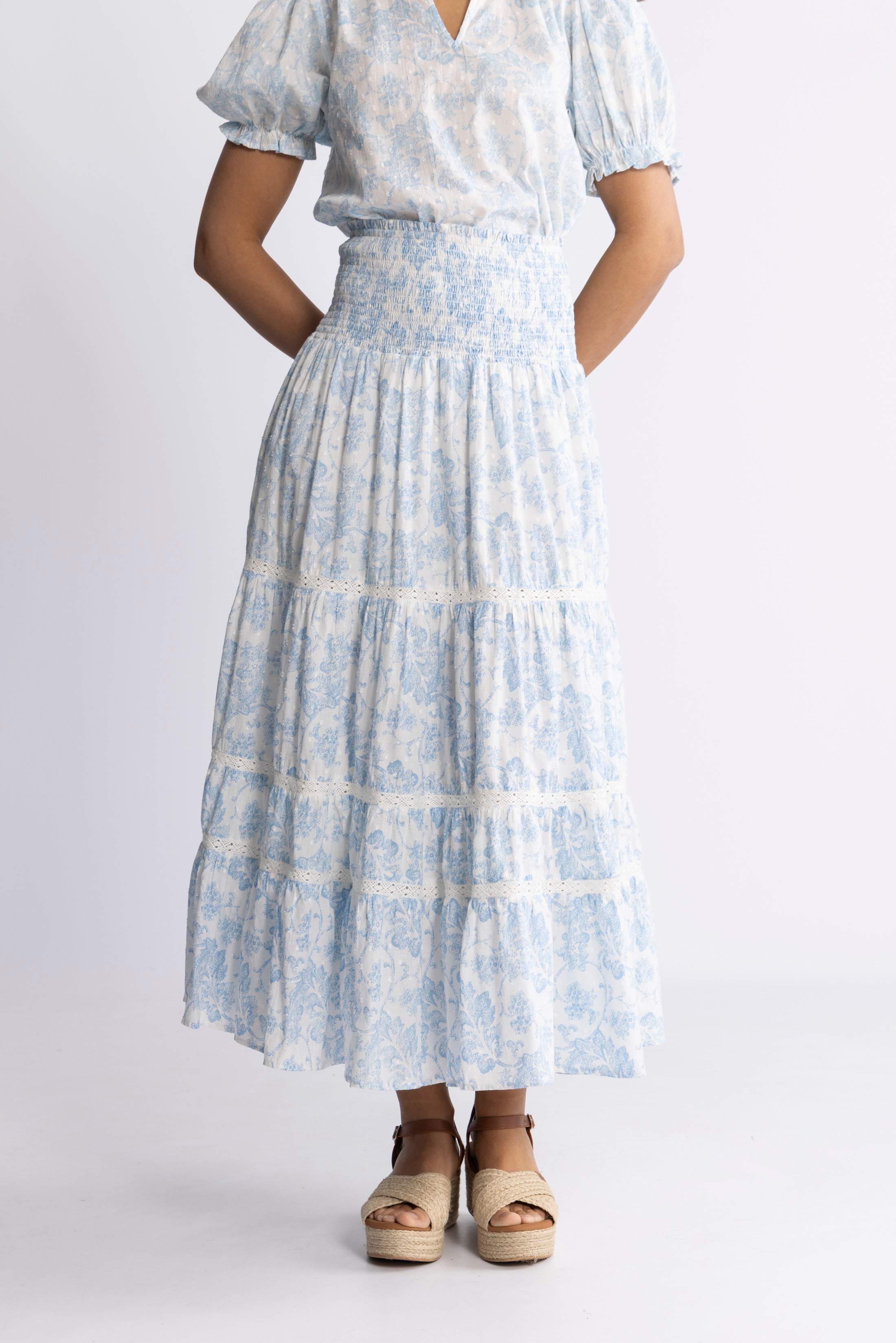 Vendla Flower Dobby Skirt - Blue Dobby Flower