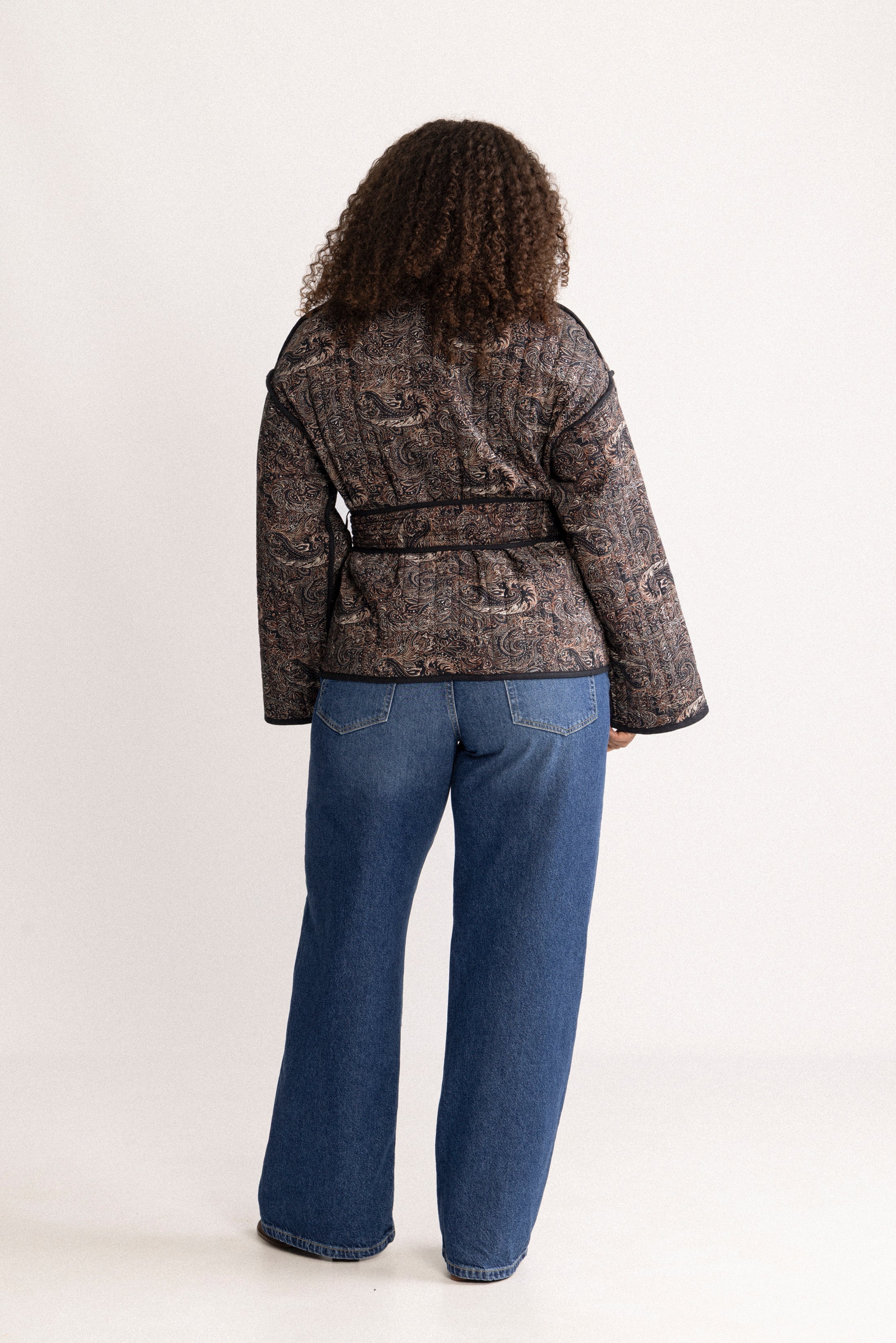 Una Quilted B Jacket - Black Paisley