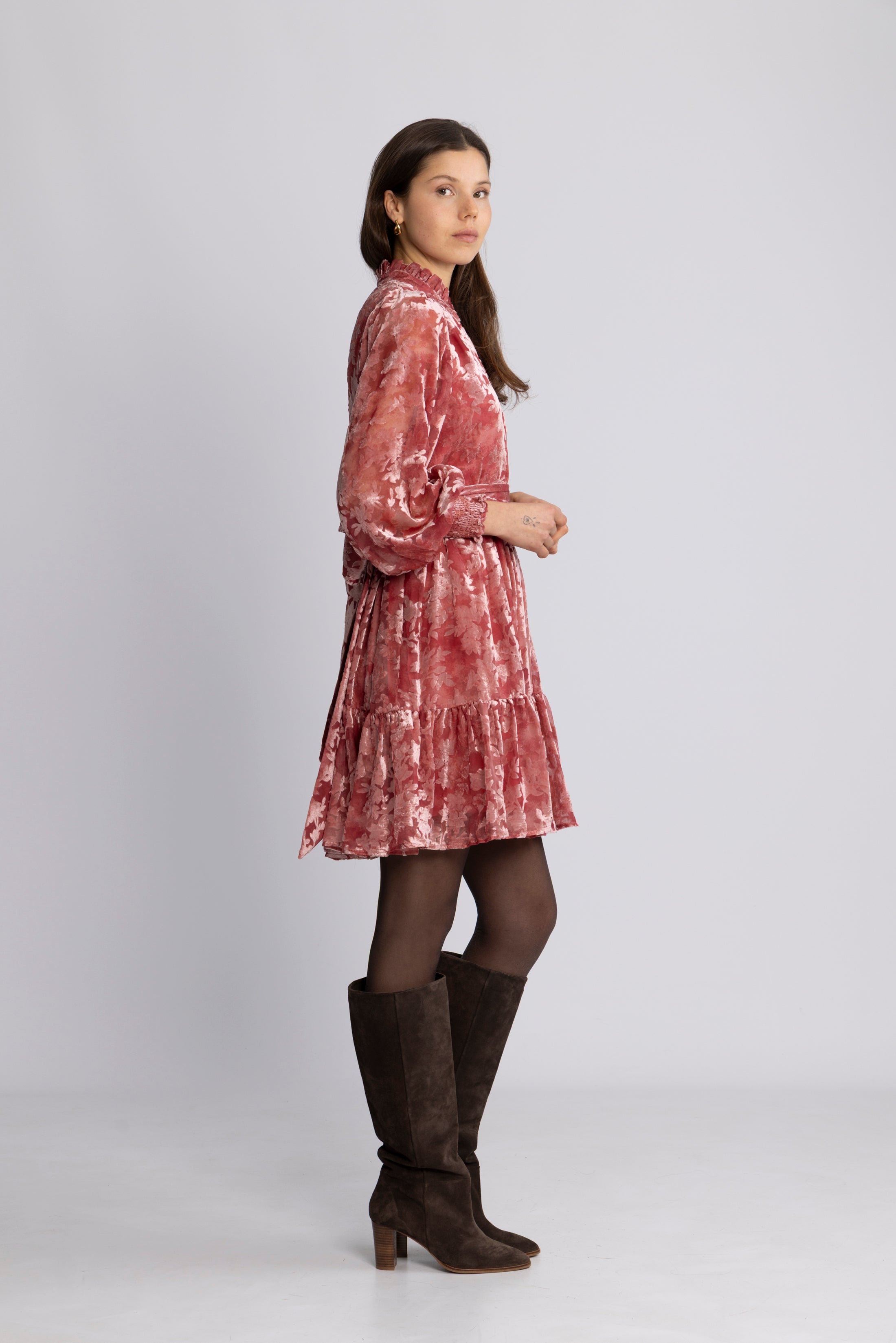 Saga Wide Velvet Flower Dress - Pink Flower