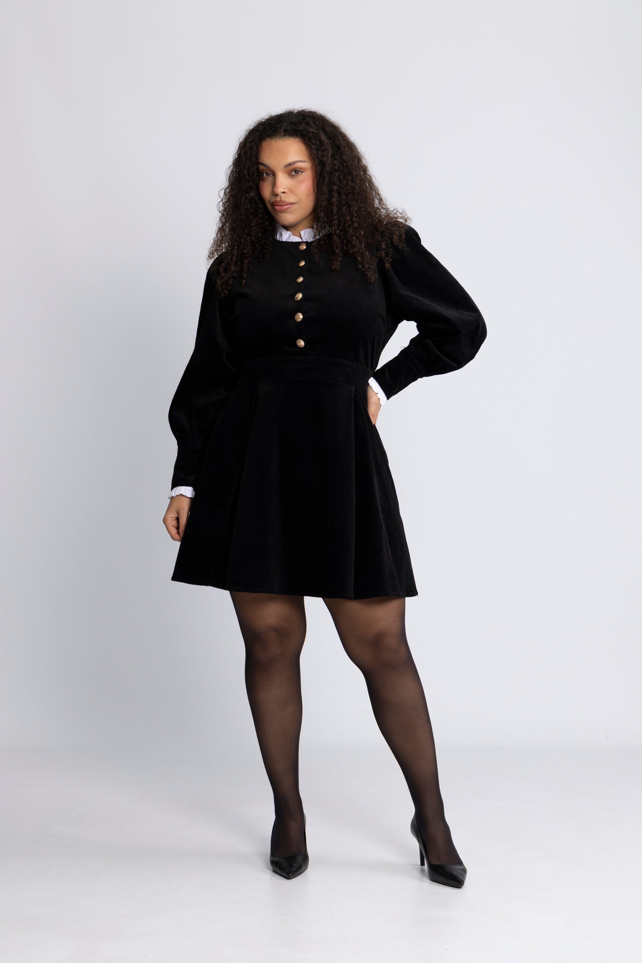 Livunn Cord Dress - Black