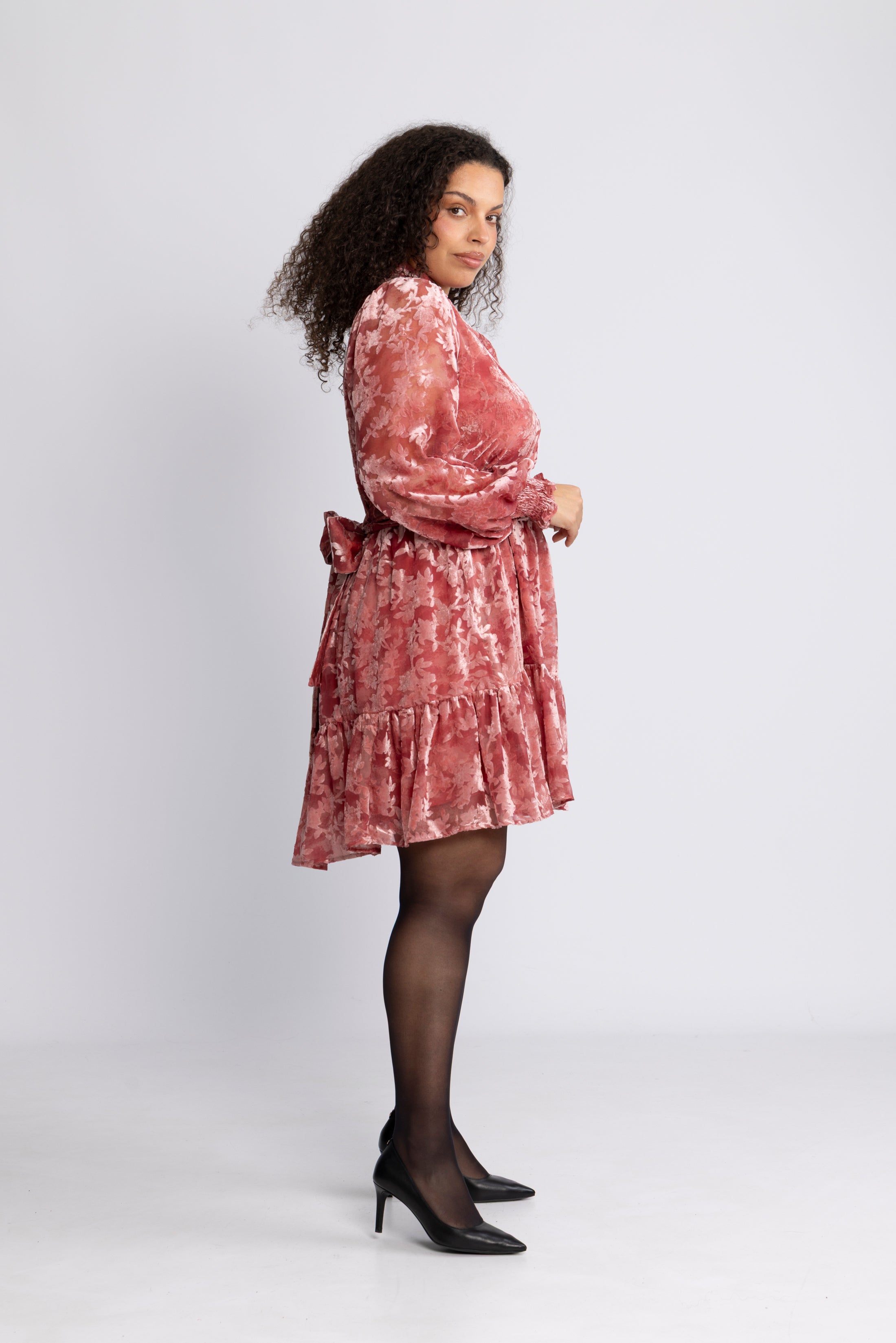 Saga Wide Velvet Flower Dress - Pink Flower