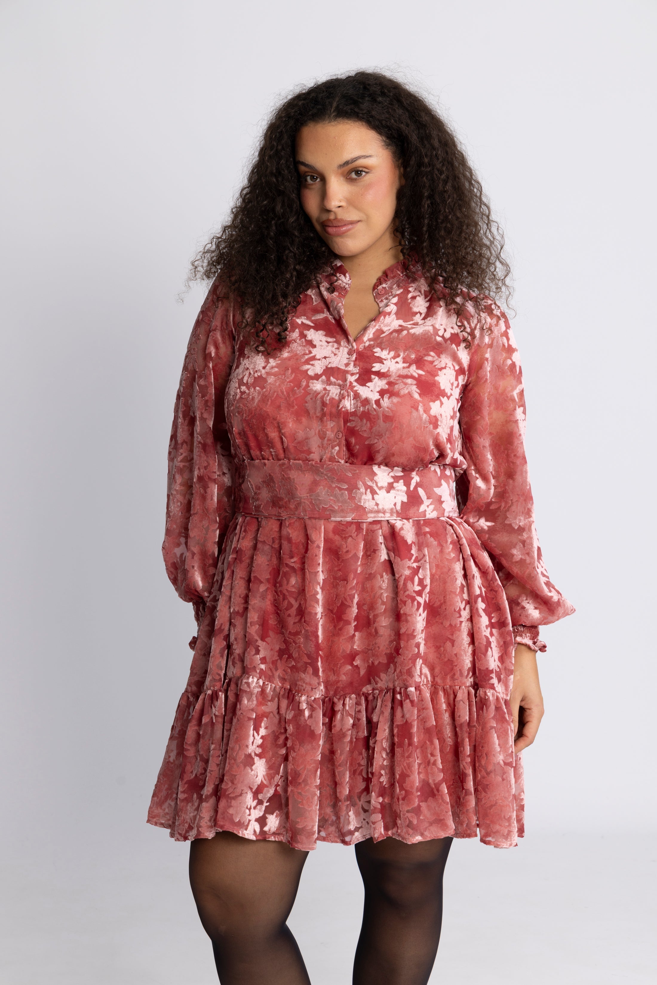 Saga Wide Velvet Flower Dress - Pink Flower