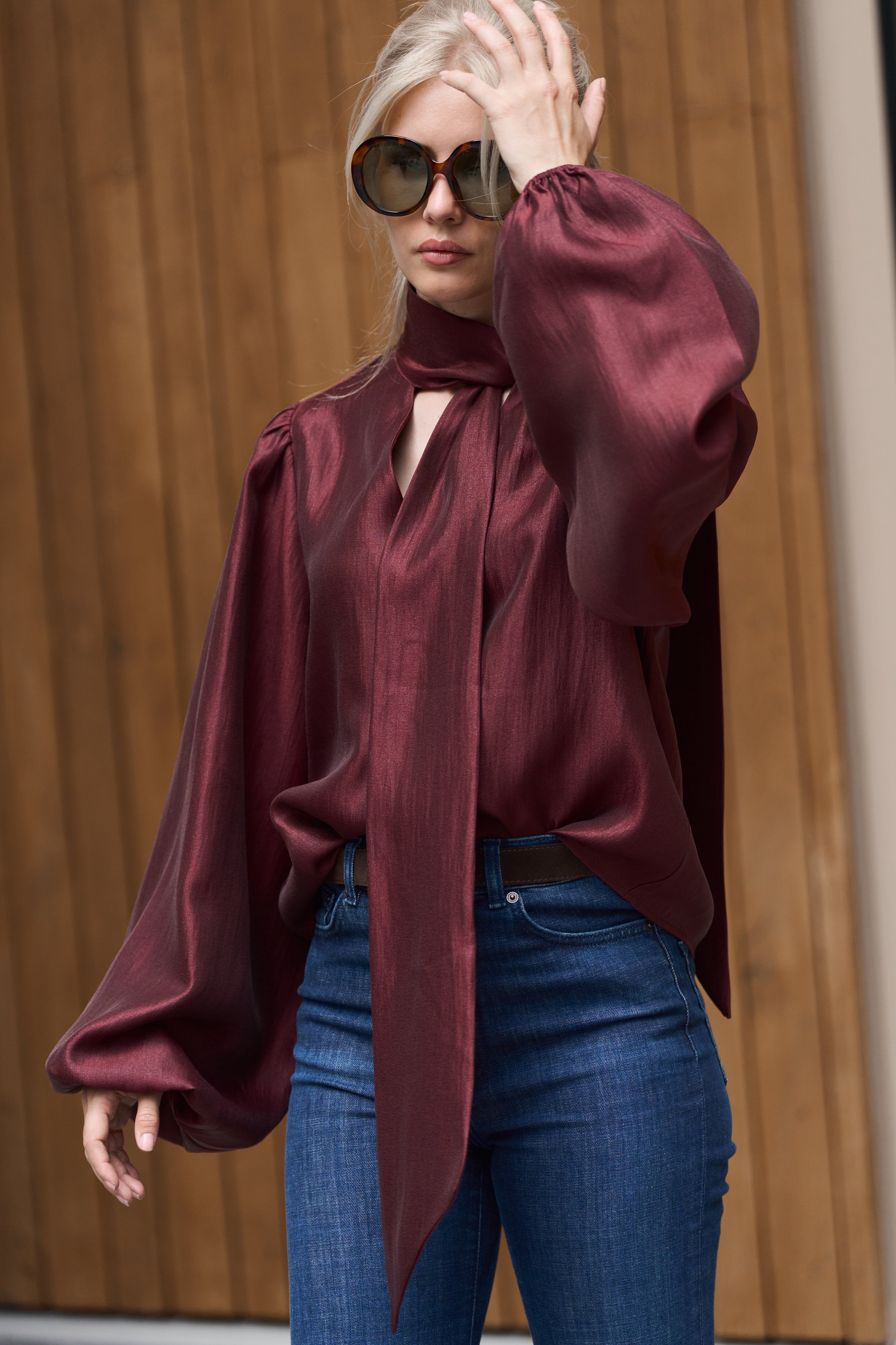 Jofrid Bow Blouse - Burgundy