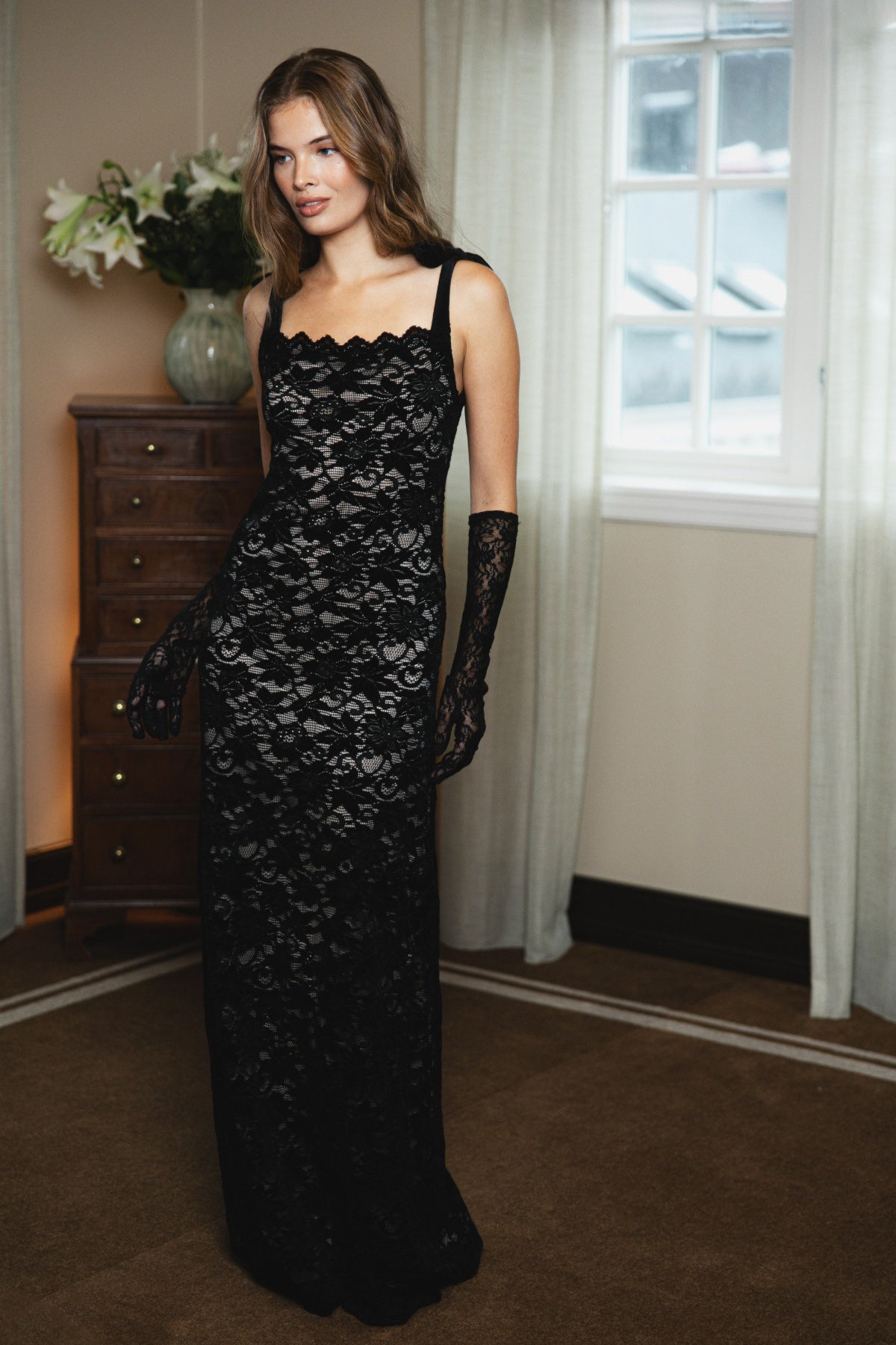Åshild Lace Maxi Dress - Black