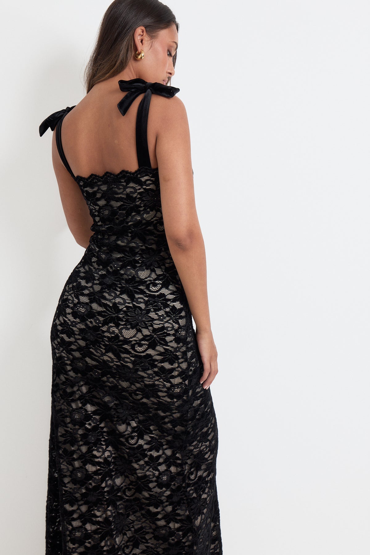 Åshild Lace Maxi Dress - Black