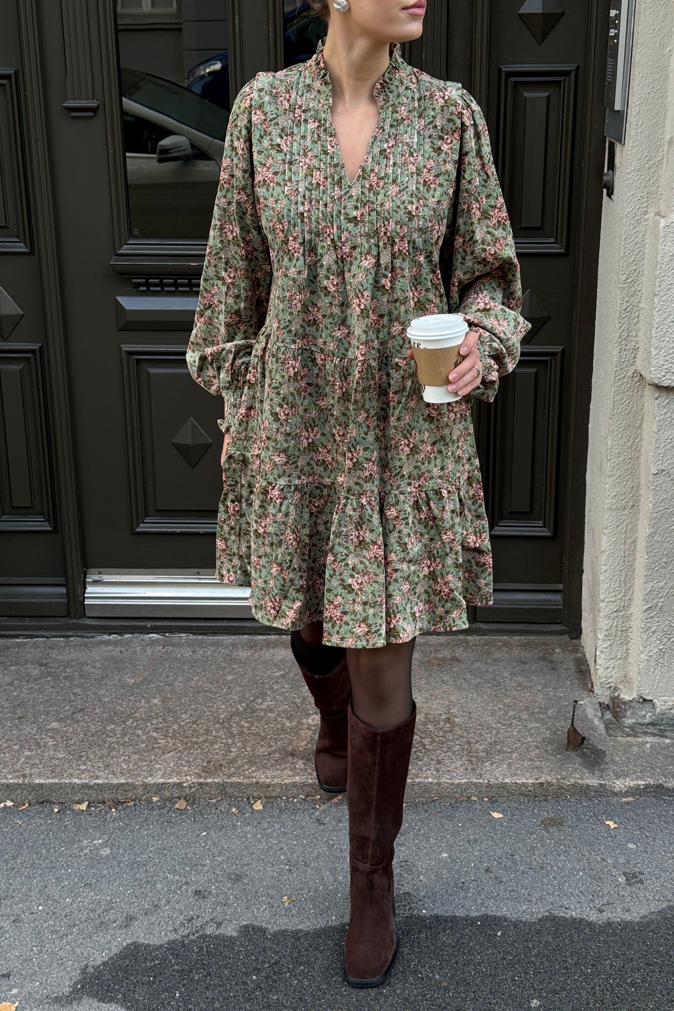 Embla Cord Floral Dress - Green Flower