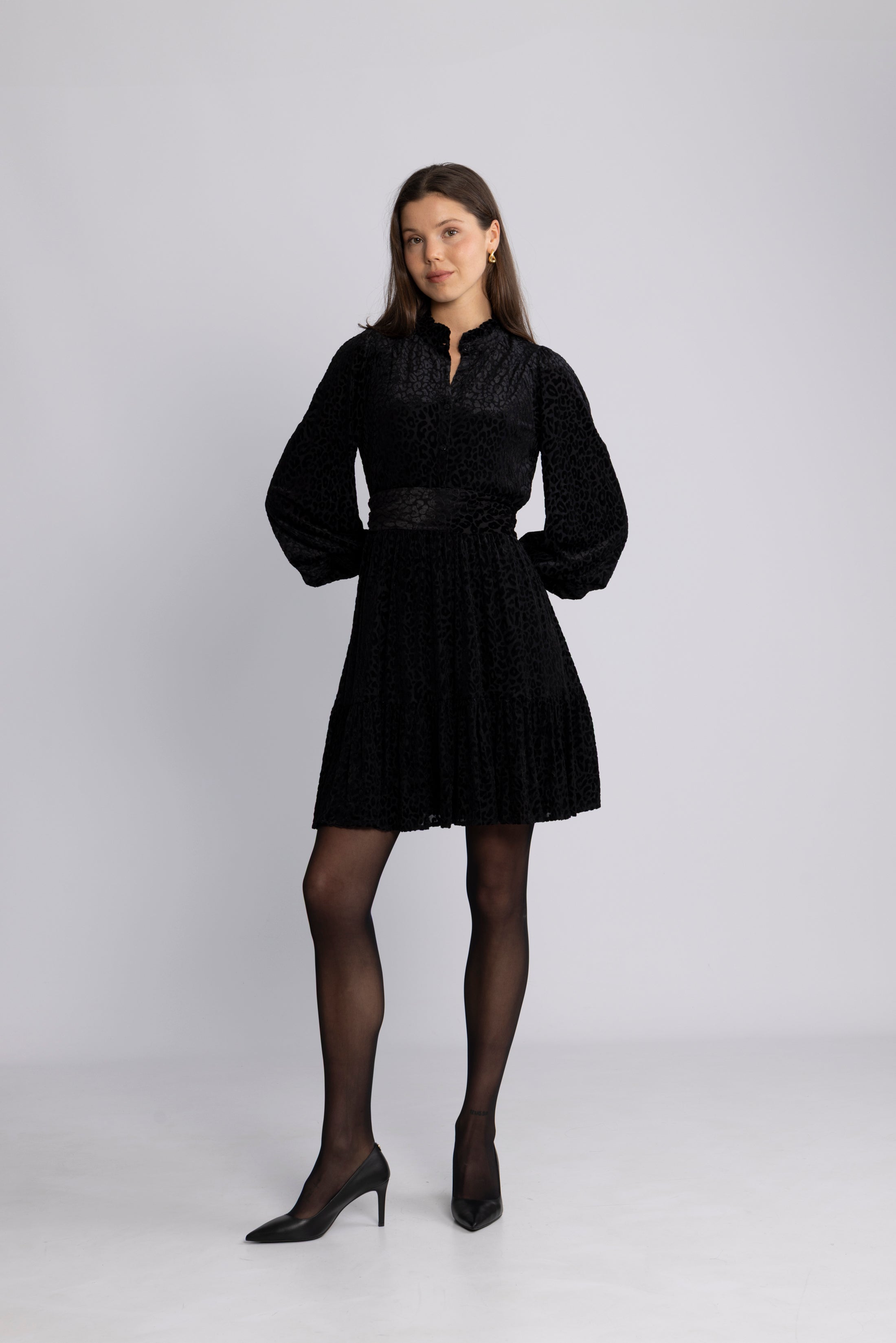 Saga Wide Velvet Leo Dress - Black Leopard